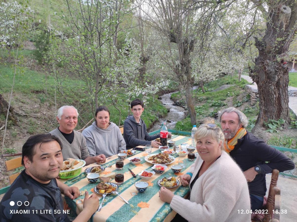 Hayat Guesthouse Nuratau Mountains Yukary-Ukhum Kültér fotó