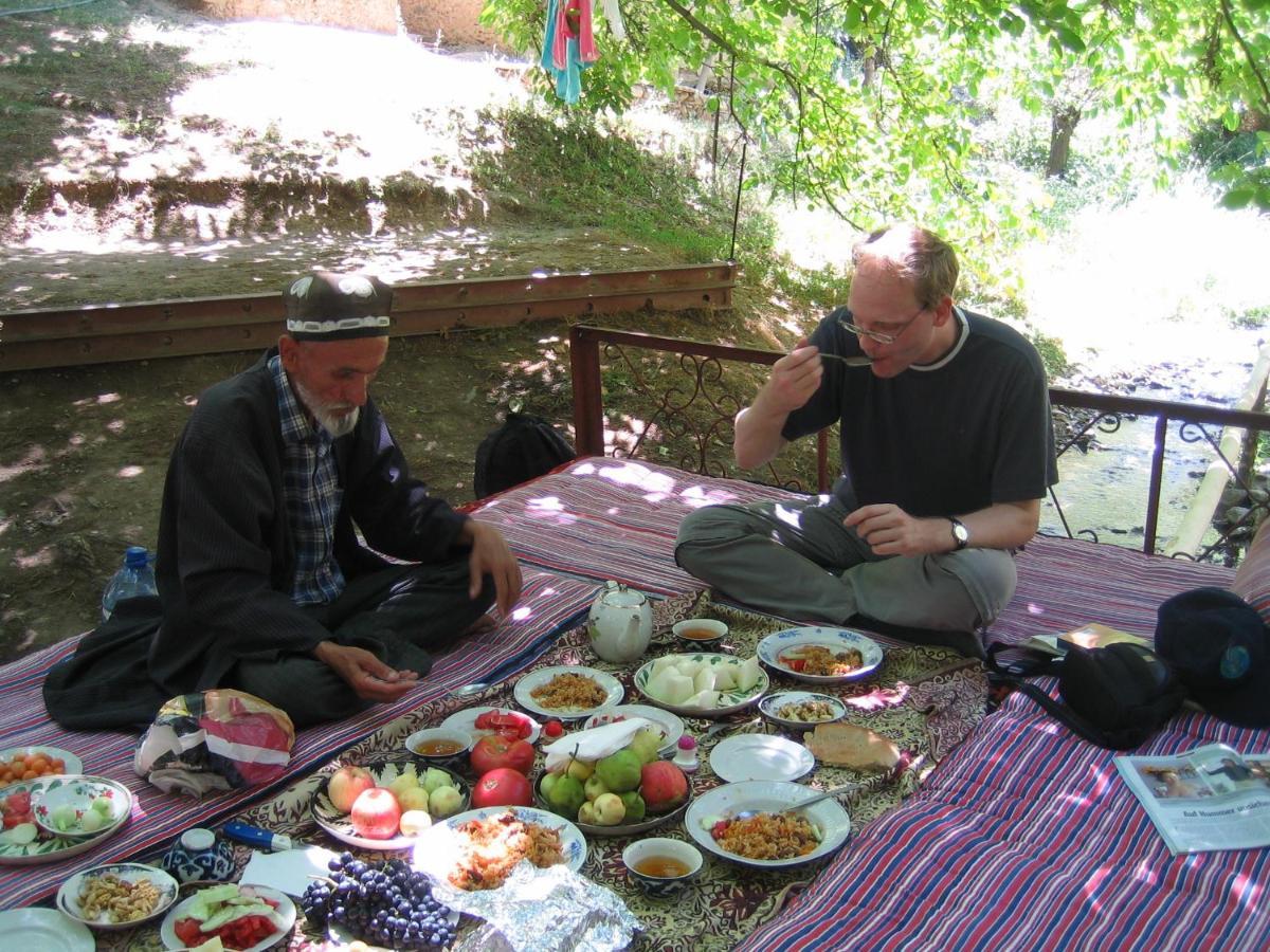 Hayat Guesthouse Nuratau Mountains Yukary-Ukhum Kültér fotó
