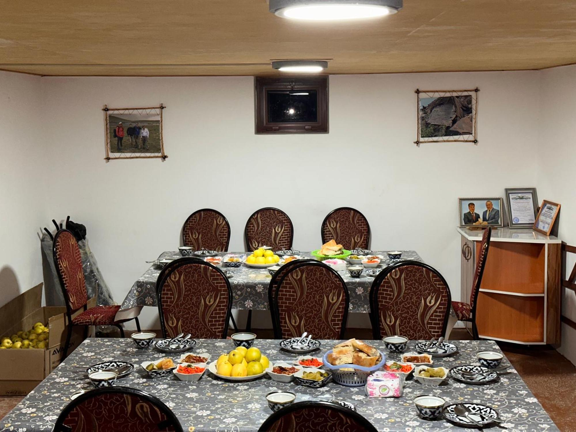 Hayat Guesthouse Nuratau Mountains Yukary-Ukhum Kültér fotó