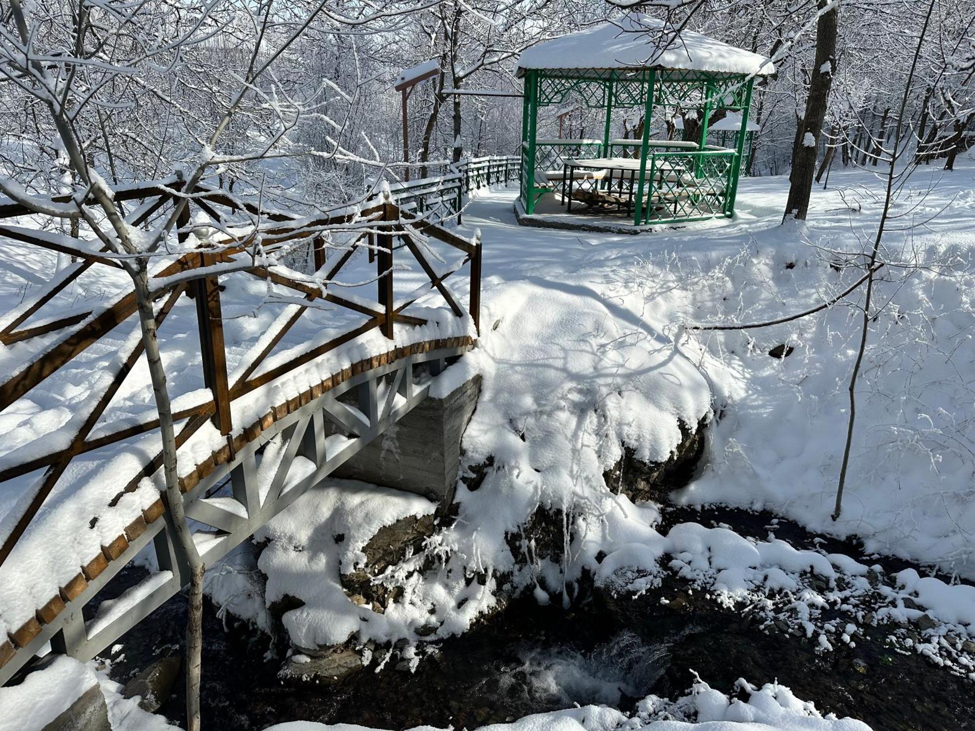 Hayat Guesthouse Nuratau Mountains Yukary-Ukhum Kültér fotó