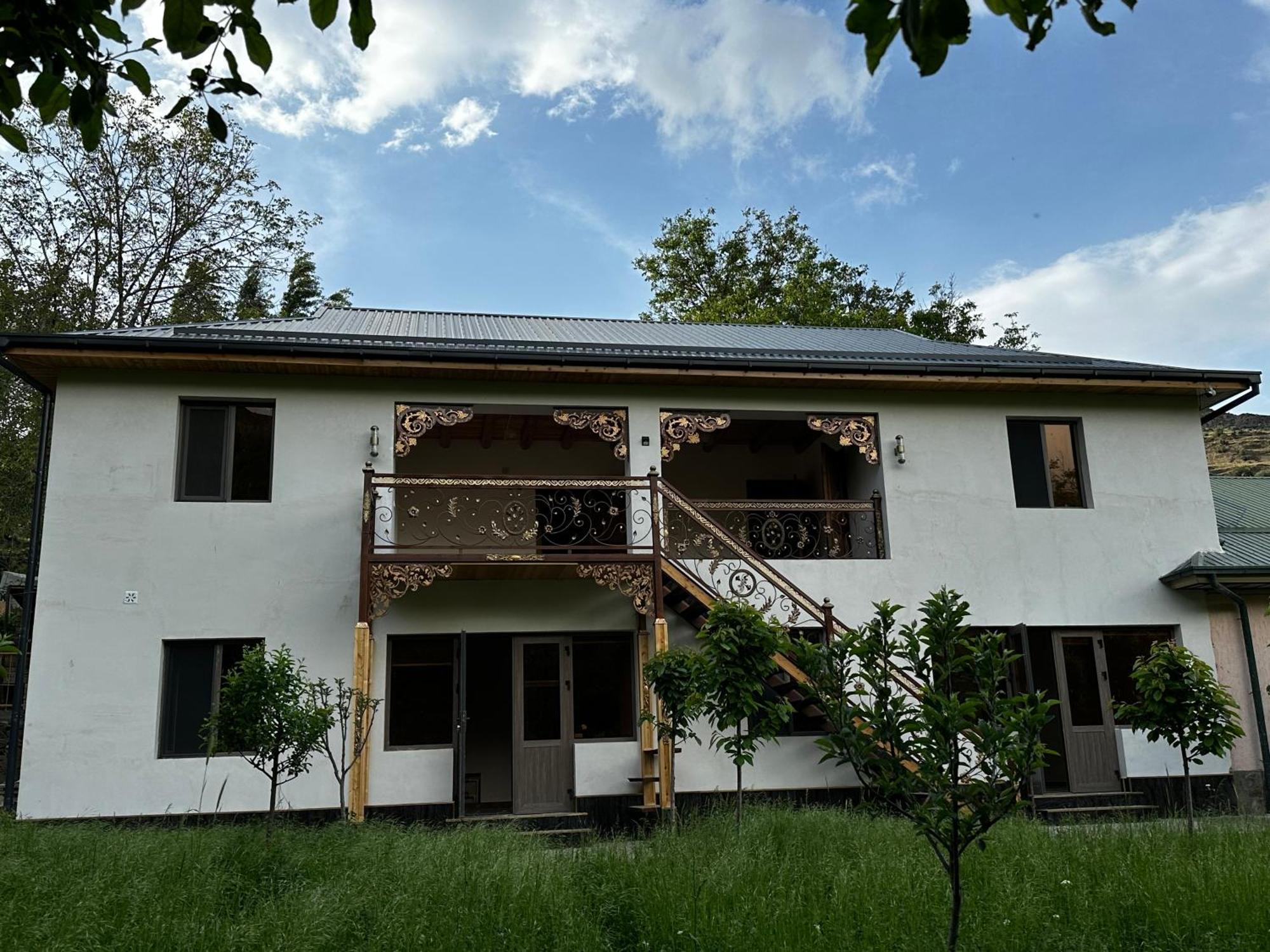 Hayat Guesthouse Nuratau Mountains Yukary-Ukhum Kültér fotó